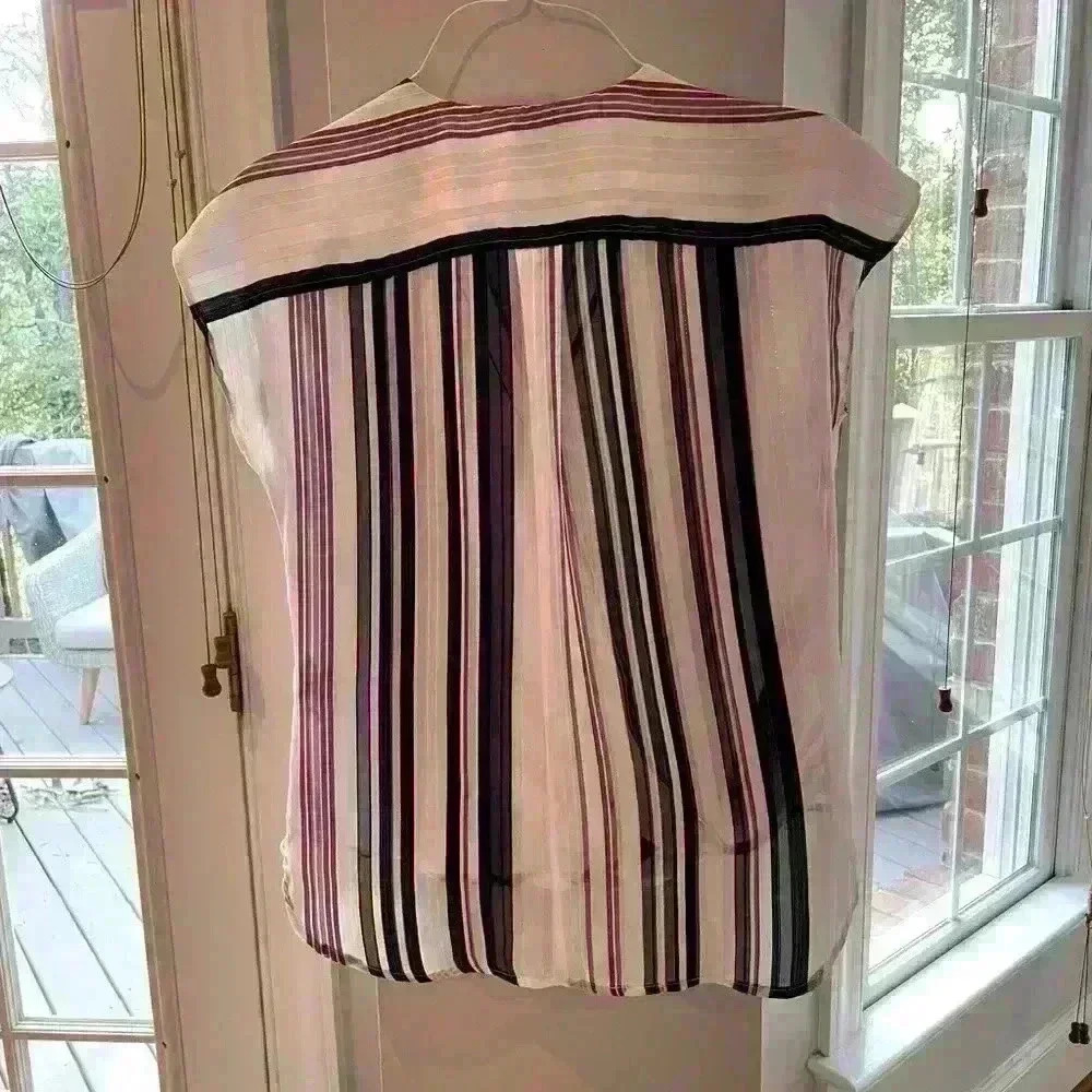 DKNY Women’s Blouse, Size Small - Picture 6 of 6